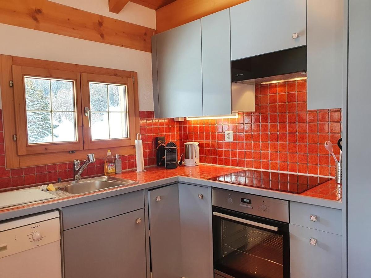 Tgampi Saura 395 Rue Daire Lenz Dış mekan fotoğraf