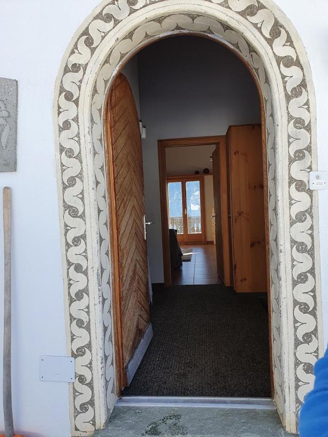 Tgampi Saura 395 Rue Daire Lenz Dış mekan fotoğraf