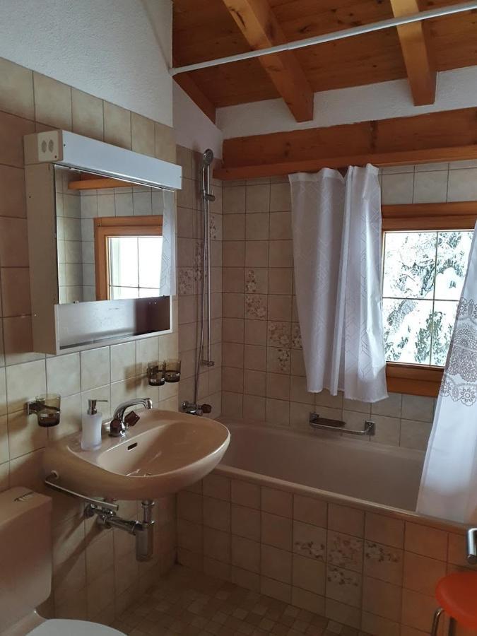 Tgampi Saura 395 Rue Daire Lenz Dış mekan fotoğraf